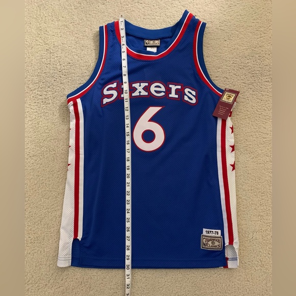 Vintage NBA Hardwood Classics Julius “Dr. J” Erving jersey 1977-1978 - Picture 5 of 7